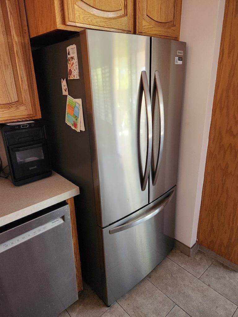 Refrigerator
